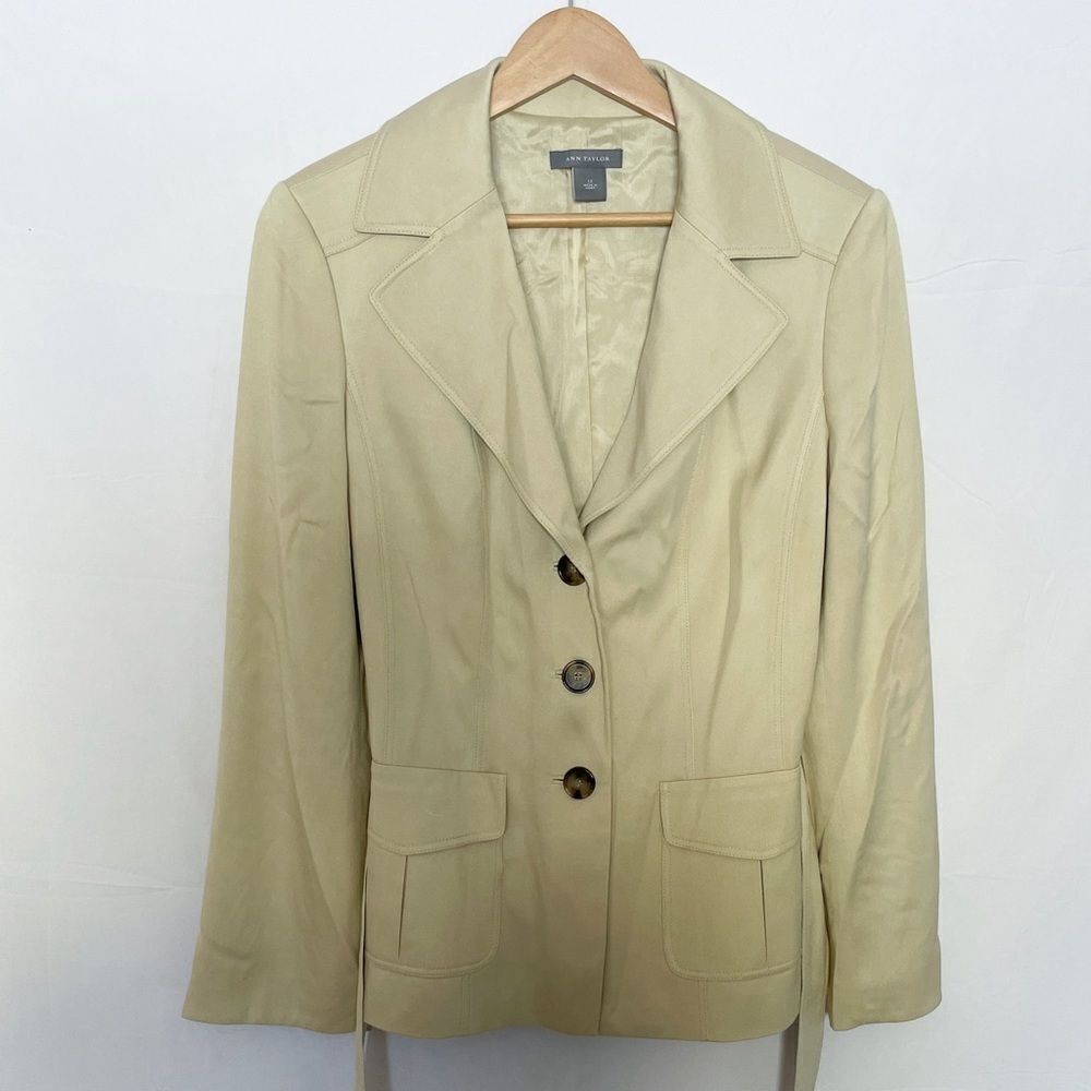Ann Taylor tailored tan long line trench coat style blazer with belt Size:12